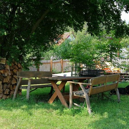Wodamoja - Apartamenty Nad Jeziorem Stawiguda Exterior foto